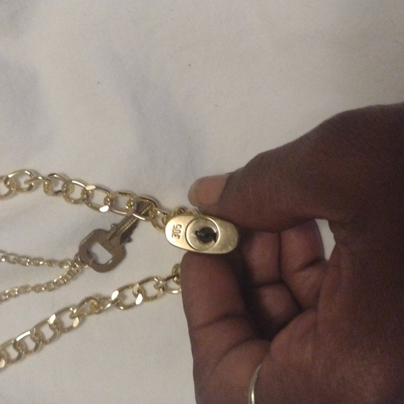 LV Lock and Key with Chain - Picture 3 of 6